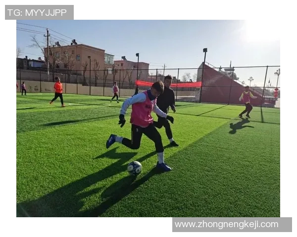 五人制足球赛事精彩纷呈球员技艺与团队协作的完美结合